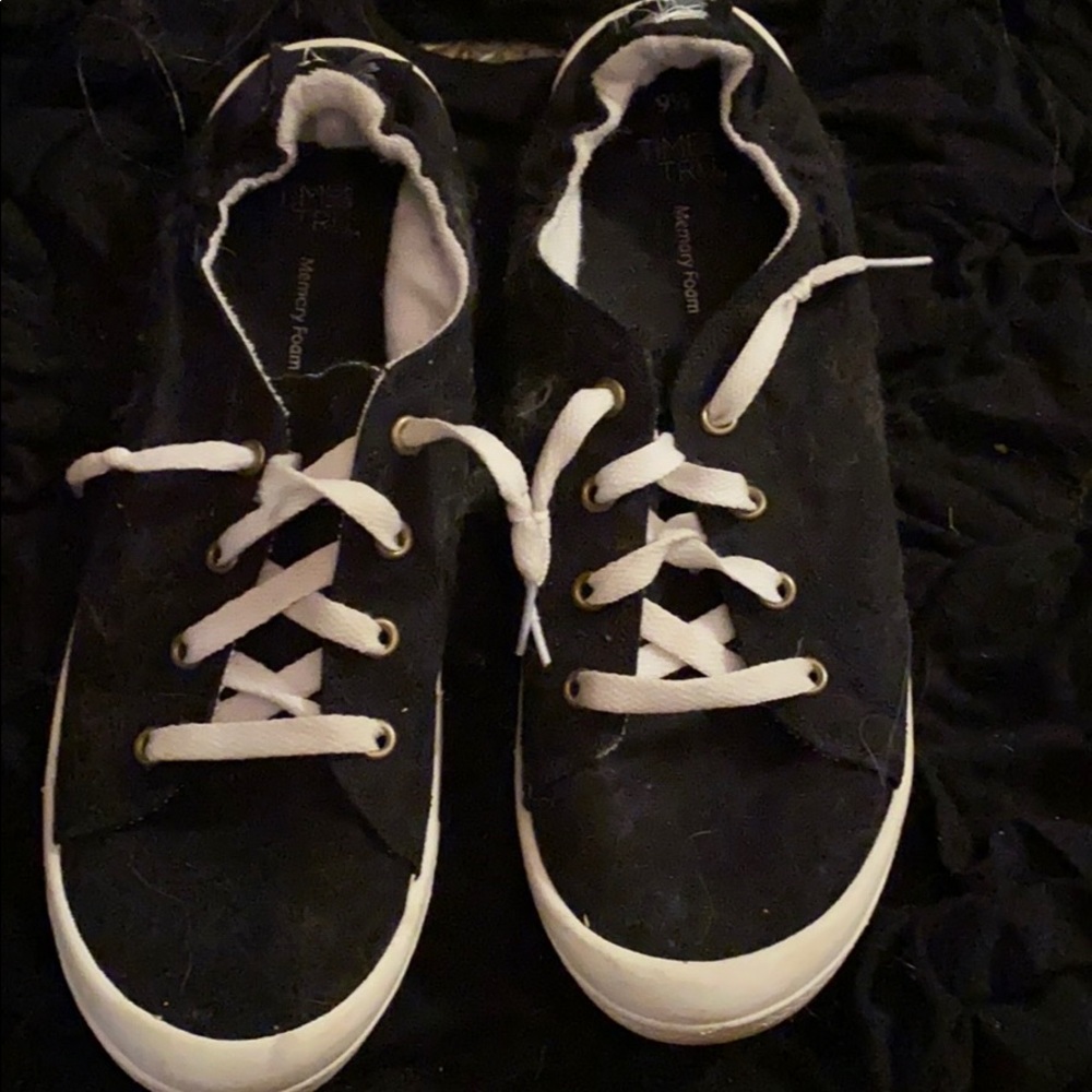 Time and Tru shoes